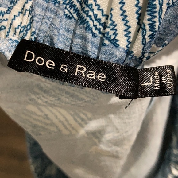 DOE & RAE Printed Embroidered Tassle Shorts. B - Picture 5 of 5